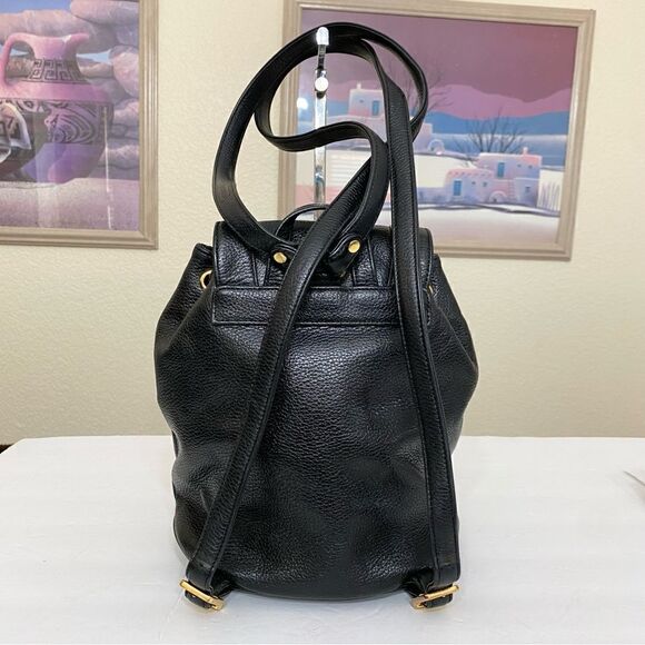 MCM Pebbled Leather Vintage Backpack Black D2037 main image 11